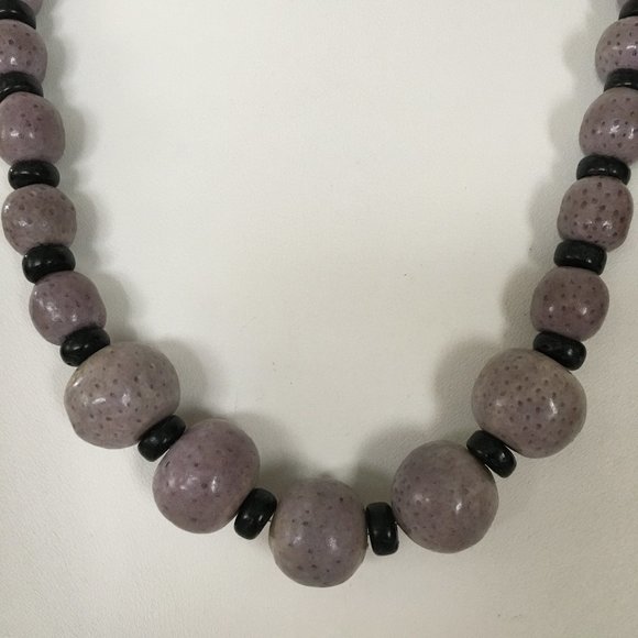 Vintage Lilac Chunky Bead Necklace - MINT - Picture 2 of 5